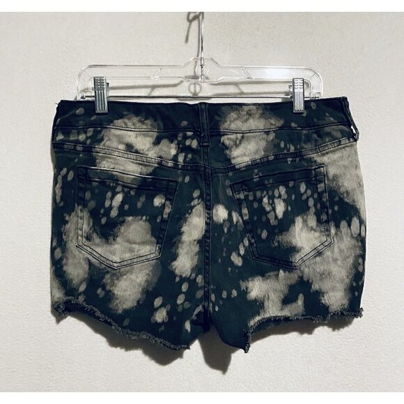Torrid Shorts Womens 10 Cut Off Bleach Splatter Gray Wash Stretch Pockets Boho - Picture 3 of 6